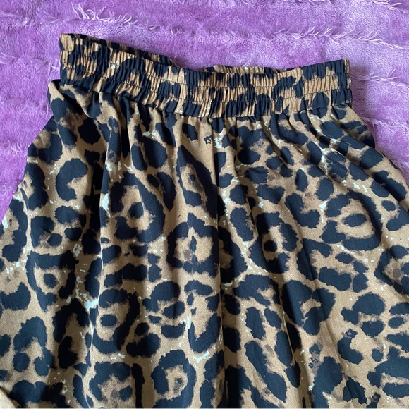 Leopard Ruffle Hem High-Low Skirt - Picture 10 of 14